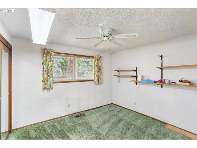 9637 Sw 62ND Ave, Portland, OR 97219