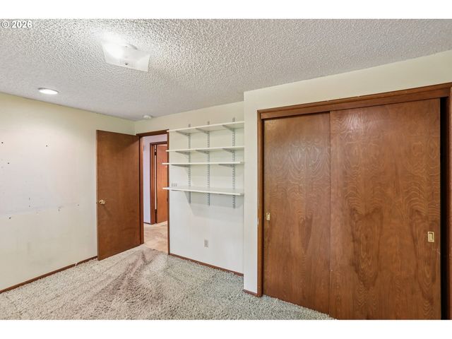 9637 Sw 62ND Ave, Portland, OR 97219