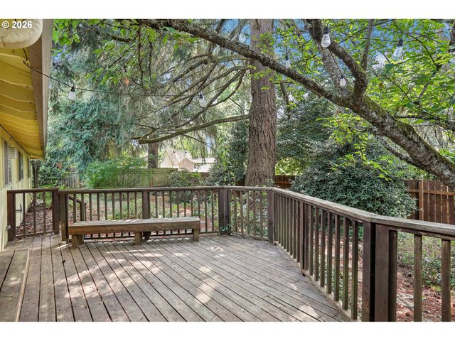 9637 Sw 62ND Ave, Portland, OR 97219