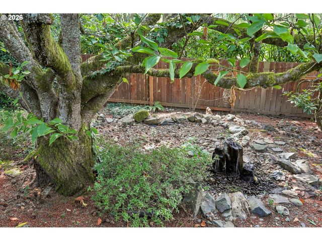 9637 Sw 62ND Ave, Portland, OR 97219
