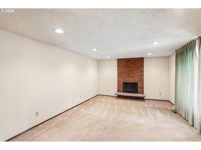 9637 Sw 62ND Ave, Portland, OR 97219