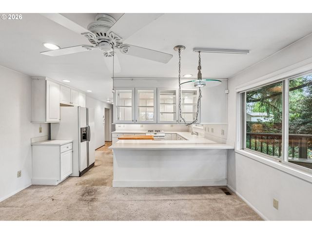 9637 Sw 62ND Ave, Portland, OR 97219