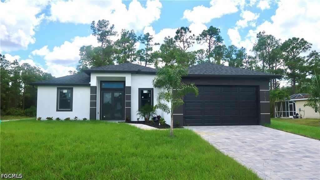 2106 E 13th ST, Lehigh Acres, FL 33972