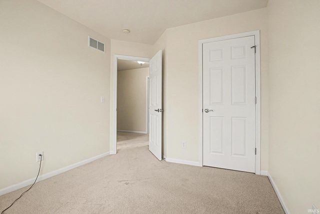 4438 Field Gate Drive, South Bend, IN 46628