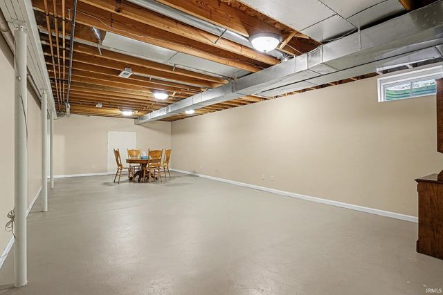 4438 Field Gate Drive, South Bend, IN 46628