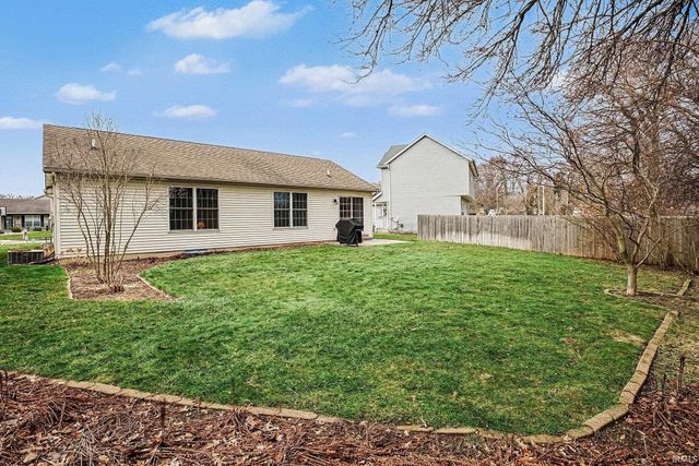 4438 Field Gate Drive, South Bend, IN 46628