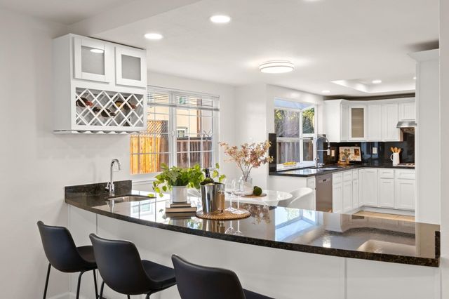 35686 Chaplin Dr, Fremont, CA 94536