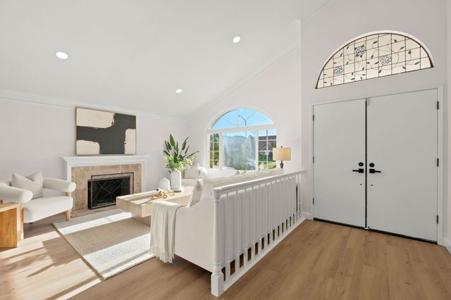 35686 Chaplin Dr, Fremont, CA 94536