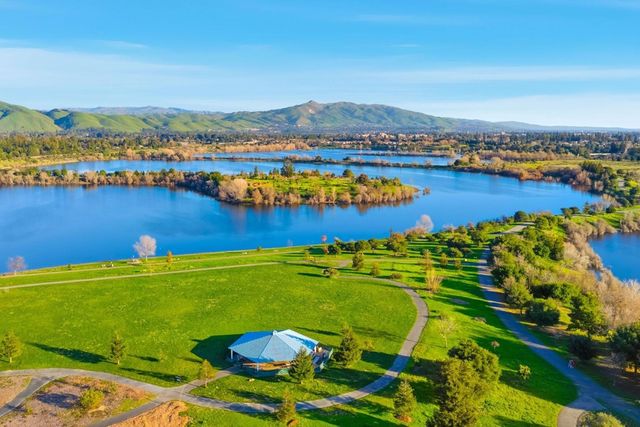 35686 Chaplin Dr, Fremont, CA 94536