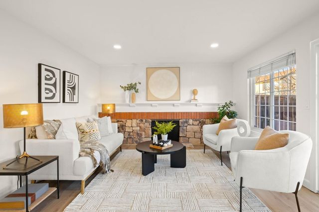 35686 Chaplin Dr, Fremont, CA 94536