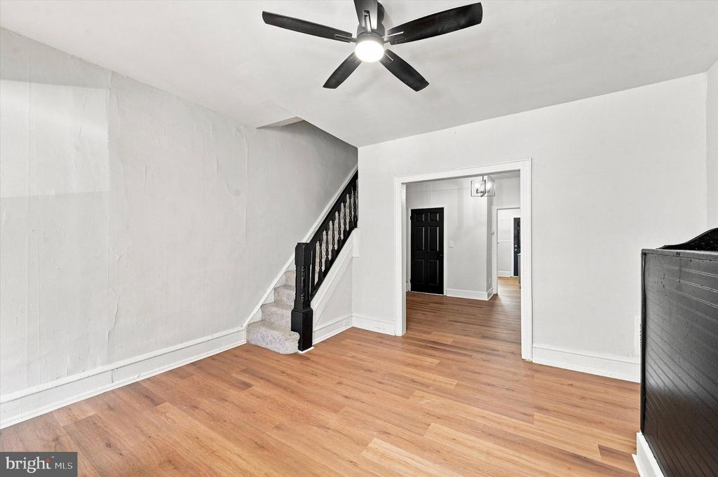 6325 REEDLAND ST, PHILADELPHIA, PA 19142 — photo 4