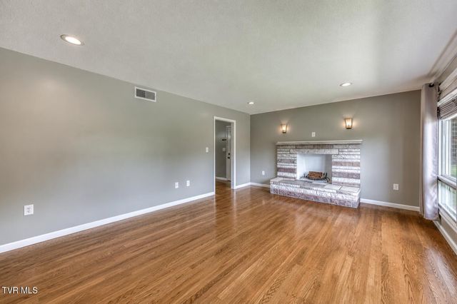 517 Kilkenny Road, Kingsport, TN 37664