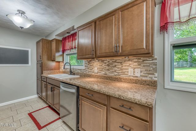 517 Kilkenny Road, Kingsport, TN 37664