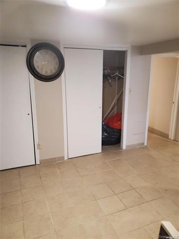 62 Murdock Street, South Huntington, NY 11746