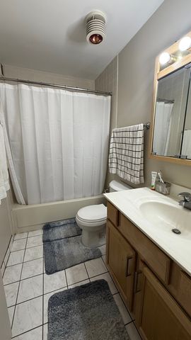 2605 S Indiana Avenue 1008, Chicago, IL 60616