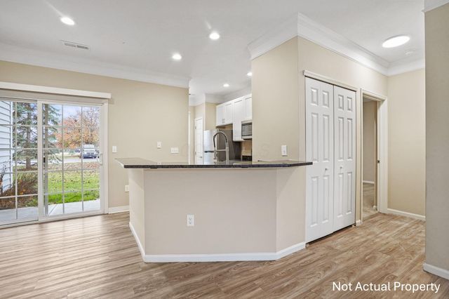 4918 Stratford Pine Lane, Dublin, OH 43016