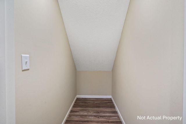 4918 Stratford Pine Lane, Dublin, OH 43016