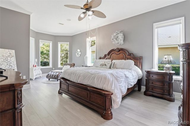 3033 N Caves Valley Path, Lecanto, FL 34461