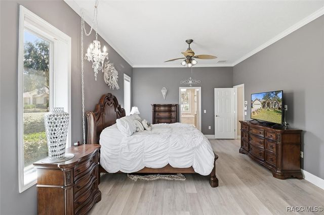 3033 N Caves Valley Path, Lecanto, FL 34461