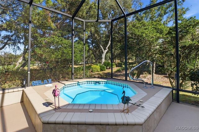 3033 N Caves Valley Path, Lecanto, FL 34461