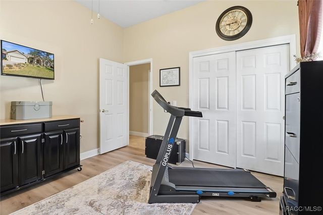 3033 N Caves Valley Path, Lecanto, FL 34461