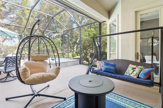 3033 N Caves Valley Path, Lecanto, FL 34461