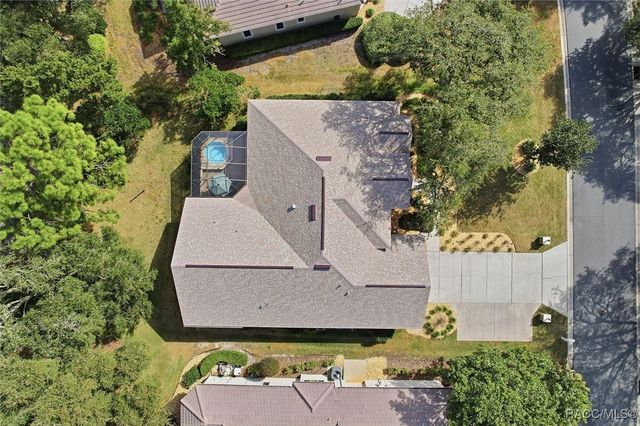 3033 N Caves Valley Path, Lecanto, FL 34461