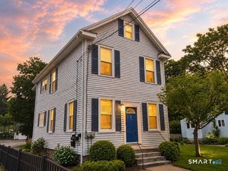 54 B Forest Street, New Canaan, CT 06840