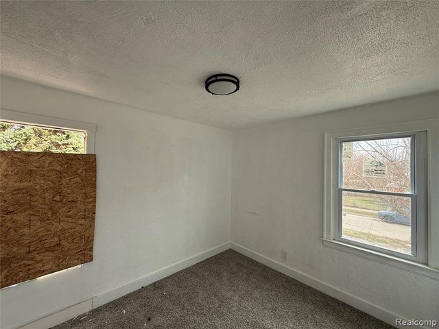 13310 Maiden Street, Detroit, MI 48213