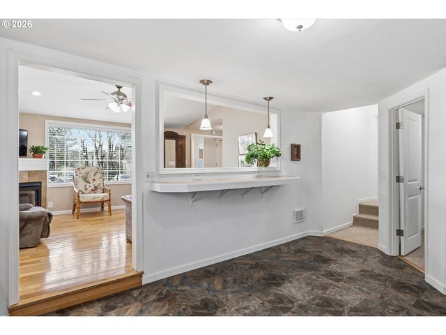 4976 Ne K Ave, Neotsu, OR 97364