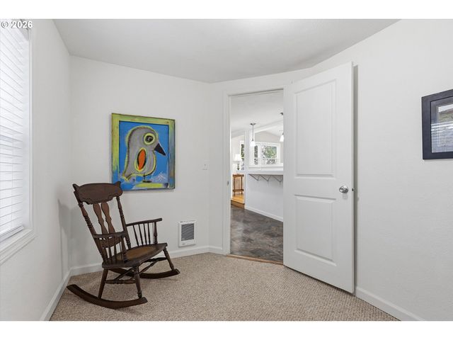 4976 Ne K Ave, Neotsu, OR 97364