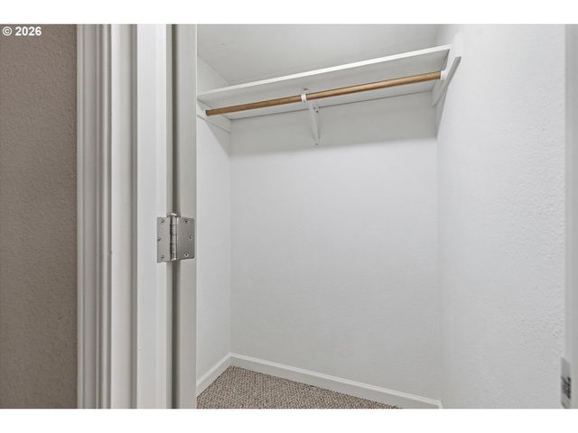 4976 Ne K Ave, Neotsu, OR 97364