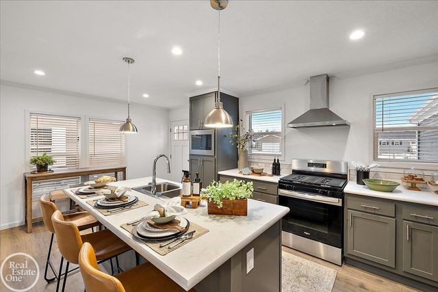 4101 Sugar Maple Run, Flint, MI 48506