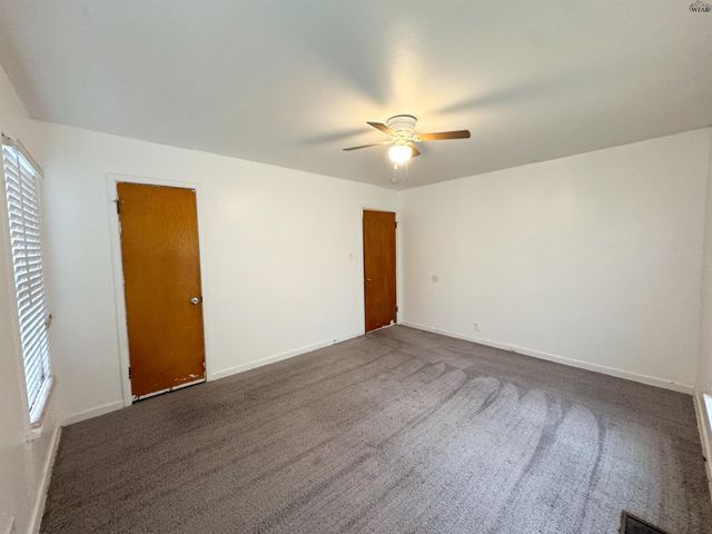 3912 GAYLE AVENUE, Wichita Falls, TX 76308