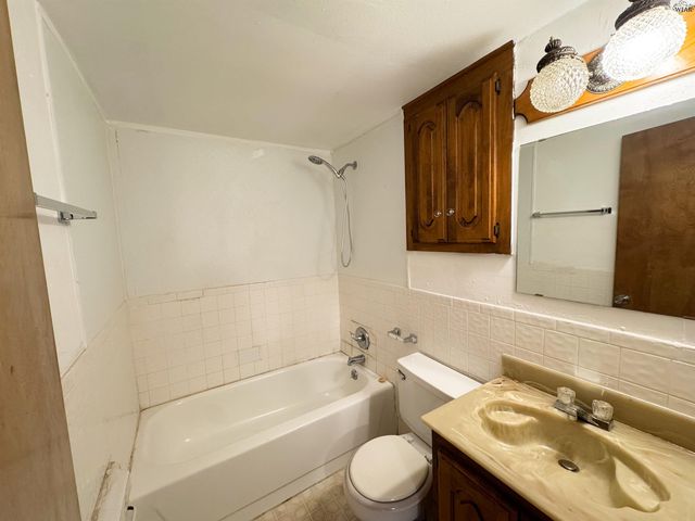 3912 GAYLE AVENUE, Wichita Falls, TX 76308