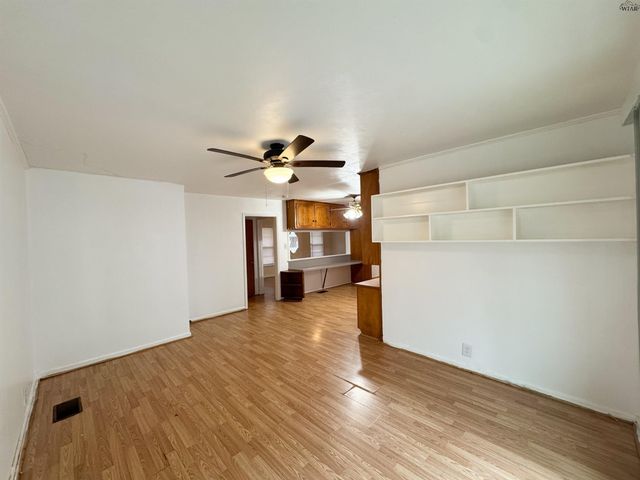 3912 GAYLE AVENUE, Wichita Falls, TX 76308