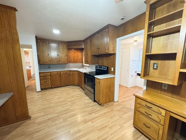 3912 GAYLE AVENUE, Wichita Falls, TX 76308