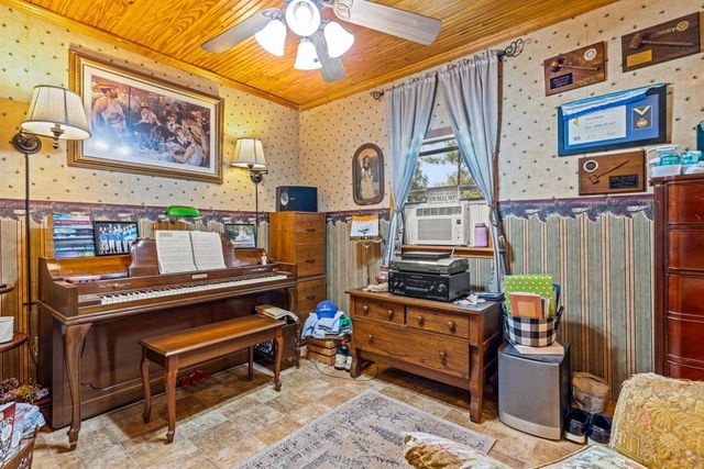 154 3331, Big Sandy, TX 75755