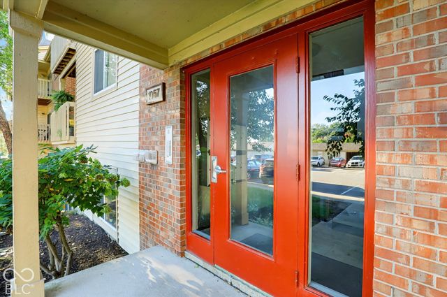 1057 Timber Creek Drive UNIT 2, Carmel, IN 46032