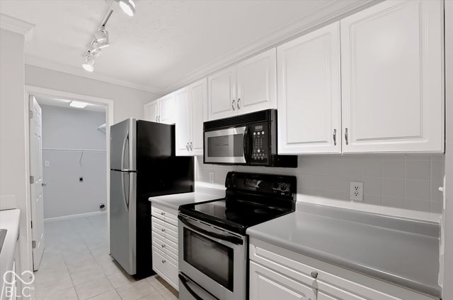 1057 Timber Creek Drive UNIT 2, Carmel, IN 46032