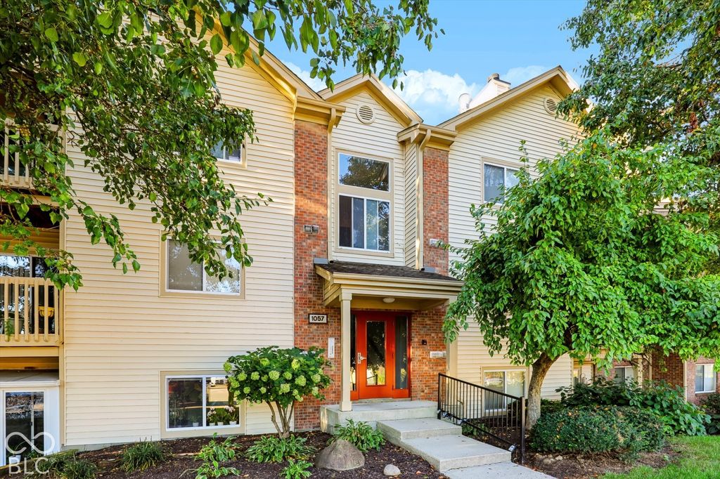 1057 Timber Creek Drive UNIT 2, Carmel, IN 46032