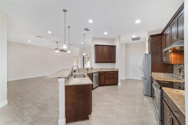 465 NE 155TH STREET ROAD, Citra, FL 32113