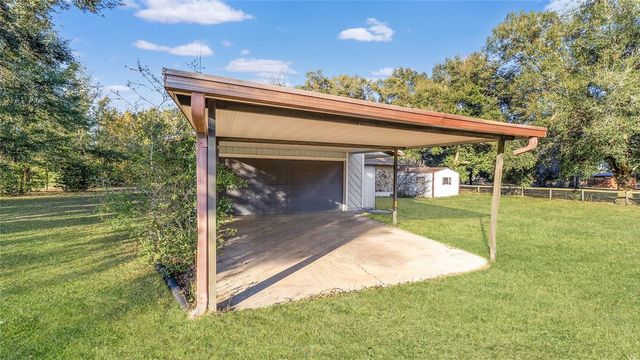 465 NE 155TH STREET ROAD, Citra, FL 32113