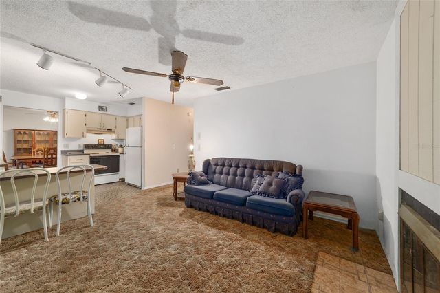 465 NE 155TH STREET ROAD, Citra, FL 32113