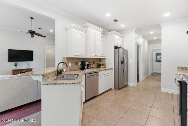 19 Morrell Circle, Hattiesburg, MS 39402