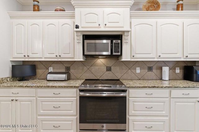 19 Morrell Circle, Hattiesburg, MS 39402