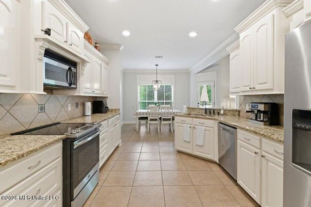 19 Morrell Circle, Hattiesburg, MS 39402