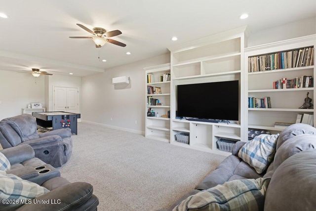 19 Morrell Circle, Hattiesburg, MS 39402