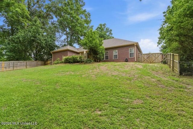 19 Morrell Circle, Hattiesburg, MS 39402