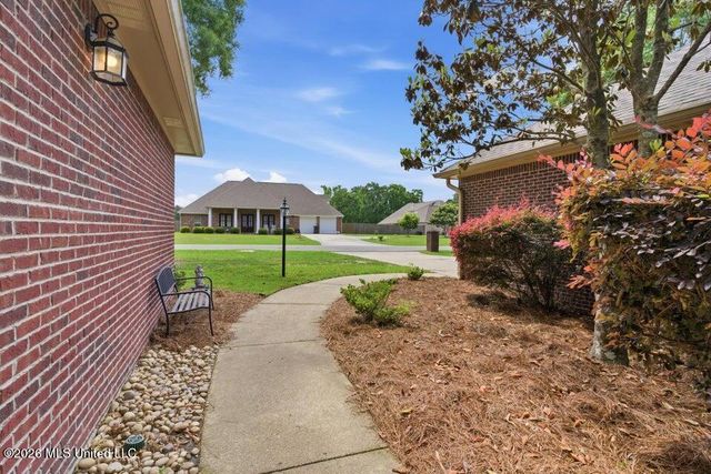 19 Morrell Circle, Hattiesburg, MS 39402